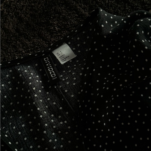 H&M black polka dot wrap dress - Picture 5 of 5